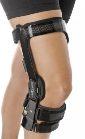 DJO - OA FullForce Lateral - 11-1580-6 - Knee Brace Oa Fullforce Lateral 2x-large D-ring / Hook And Loop Strap Closure 26-1/2 To 29-1/2 Inch Thigh Circumference / 19 To 21 Inch Knee Circumference / 20 To 22 Inch Calf Circumference Right Knee
