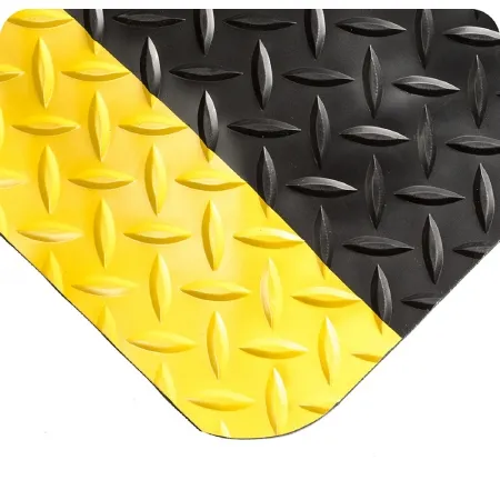 Fisher Scientific - UltraSoft Diamond-Plate SpongeCote - 191500082 - Anti-fatigue Floor Mat Ultrasoft Diamond-plate Spongecote 3 X 10 Foot Black / Yellow Pvc / Nitrile Infused Sponge
