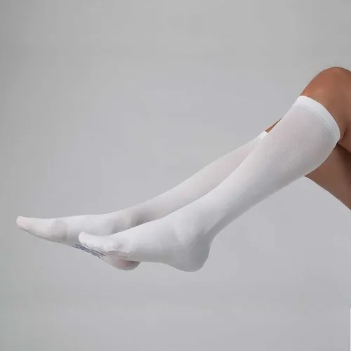 Carolon - 560 - CAP Anti-Embolism Knee-Length Stockingsull Foot with Inspection Toehitehort