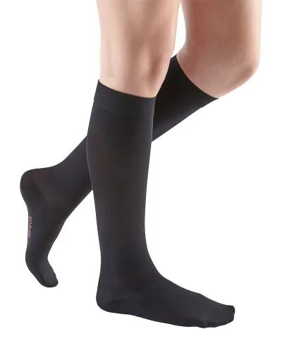 Medi Lp - Mediven Comfort - 46304 - Mediven Comfort Calf, 20-30 mmHg, Extra Wide, Closed Toe, Natural, Size 4.